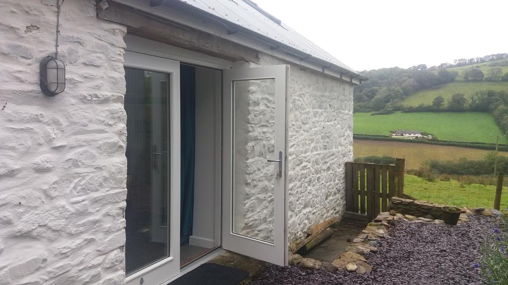 Rhiwiau Self Catering Carmarthen Exterior foto